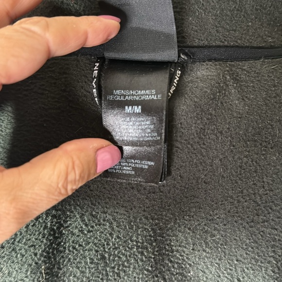 NORTH FACE Gray/Black Jacket - Picture 9 of 9